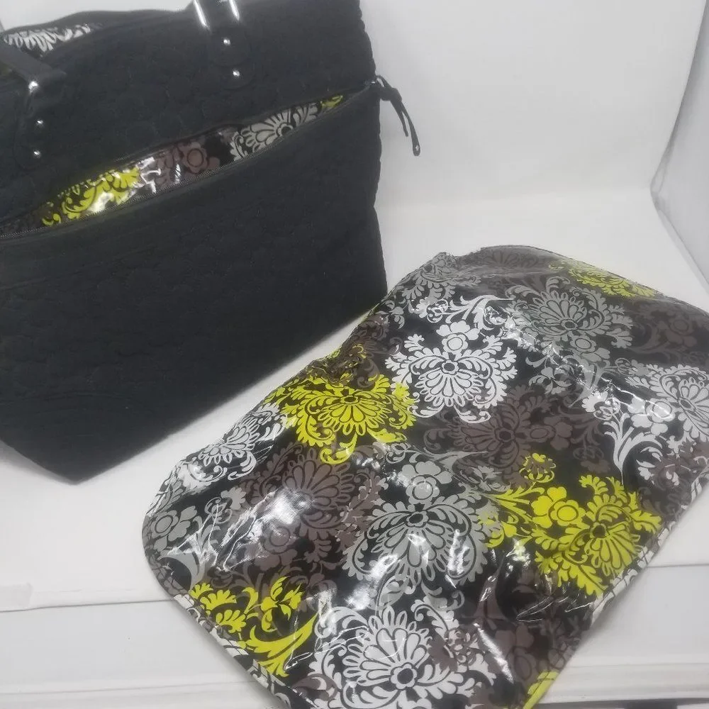 Vera Bradley Ultimate Baby Quilted Performance Twill Black Diaper Bag Change Pad